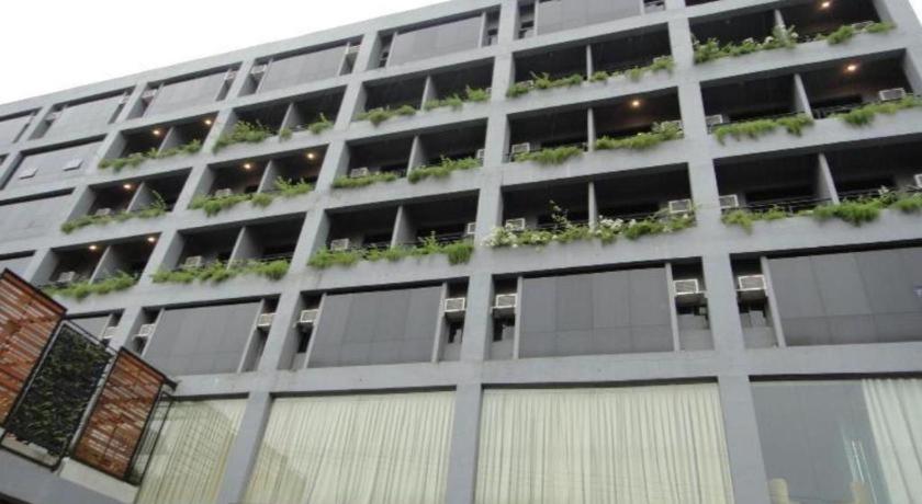 Big Hotel Suites Mandaue City Zewnętrze zdjęcie