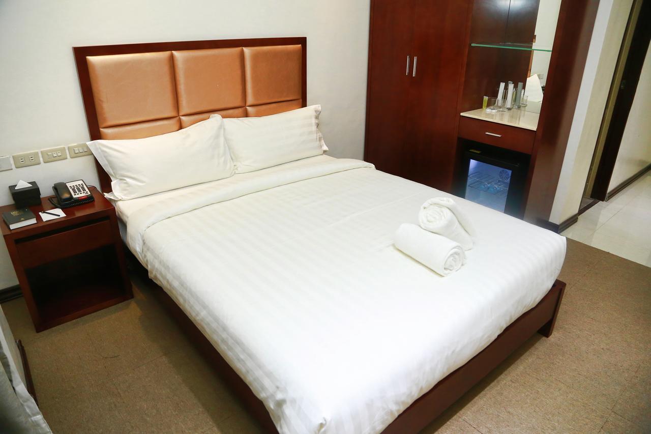 Big Hotel Suites Mandaue City Zewnętrze zdjęcie